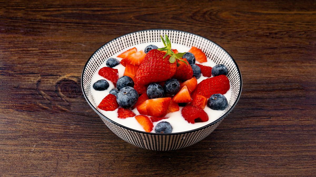 8 Manfaat Greek Yogurt untuk Kesehatan Tubuh dan Mental, Tinggi Kandungan Protein