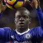 Gelandang asal Prancis, N'Golo Kante, tampil fenomenal bersama Chelsea musim ini. Dia memenangkan dua penghargaan individu bergengsi. (AP Photo/Alastair Grant)