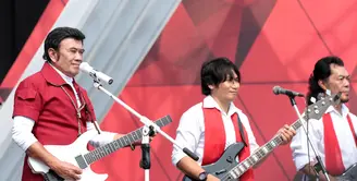 Semarak HUT ke-72 Republik Indonesia menjadi momen yang sangat berharga bagi setiap orang. Dengan cara yang berbeda, mereka turut merayakannya, salah satunya dengan ikut meramaikan Konser Kemerdekaan Indosiar. (Deki Prayoga/Bintang.com)