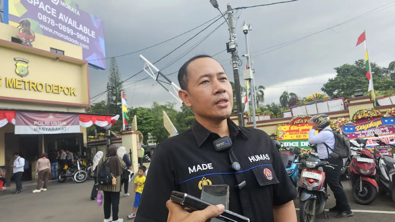 Kasi Humas Polres Metro Depok, AKP Made Budi saat ditemui di Polres Metro Depok (Liputan6.com/Dicky Agung Prihanto)