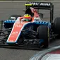 Rio Haryanto saat sesi kualifikasi di GP China (JOHANNES EISELE / AFP)