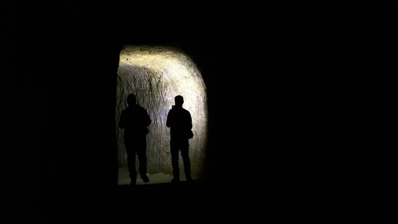 Menyusuri Terowongan Pemberontak Suriah di Ghouta Timur