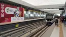Suasana atribut Asian Games XVIII terpasang di Stasiun LRT Palembang, Sumatra Selatan, Minggu (5/7/2018). LRT ini akan menjadi salah satu solusi transportasi saat Asian Games mendatang. (Bola.com/Reza Bachtiar)