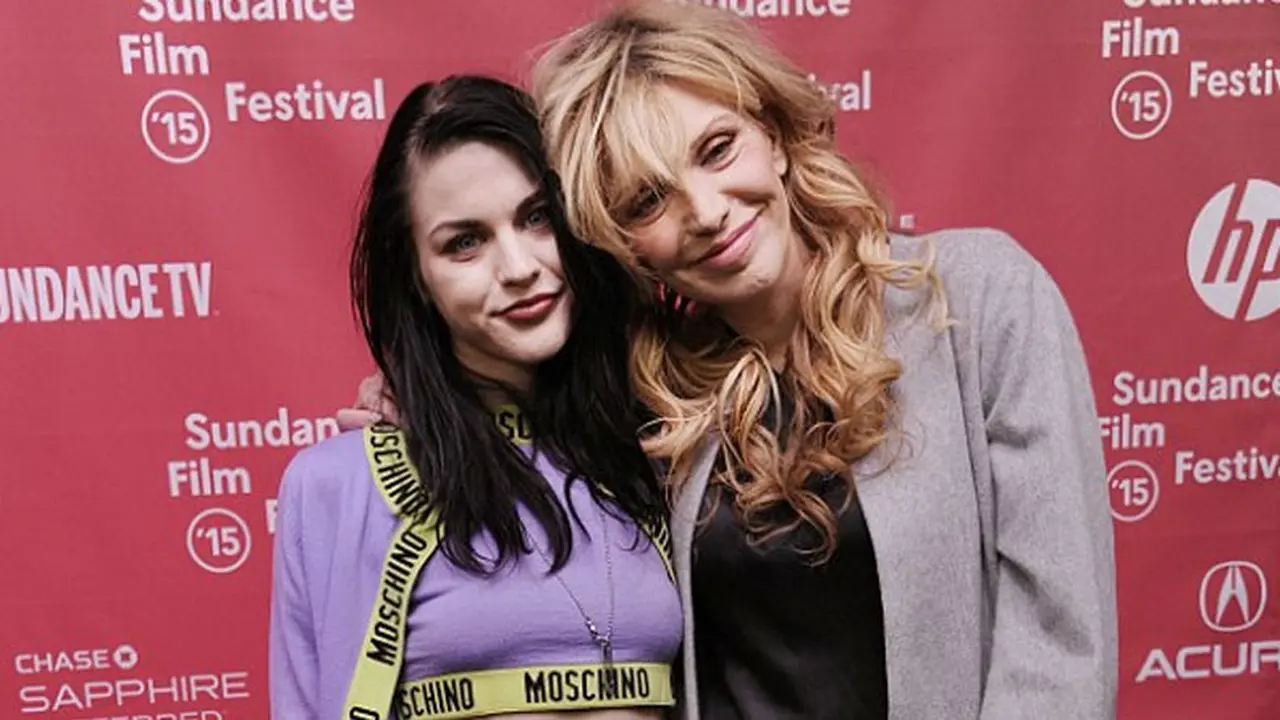 Courtney Love dan anaknya, Frances Cobain