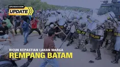 Ribuan massa yang menolak relokasi warga di kawasan Rempang Galang berunjukrasa di kantor BP Batam. Mereka datang dari solidaritas masyarakat Melayu.