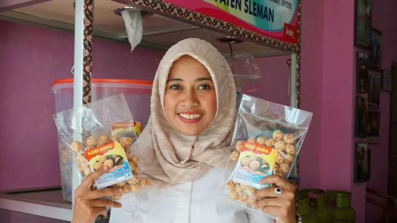 Onde-onde ikan nila