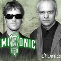 Menyimak salah satu kenangan 90-an bersama band Semisonic di hits andalan, Closing Time. (Foto: bbc.co.uk, Desain: Nurman Abdul Hakim/Bintang.com)