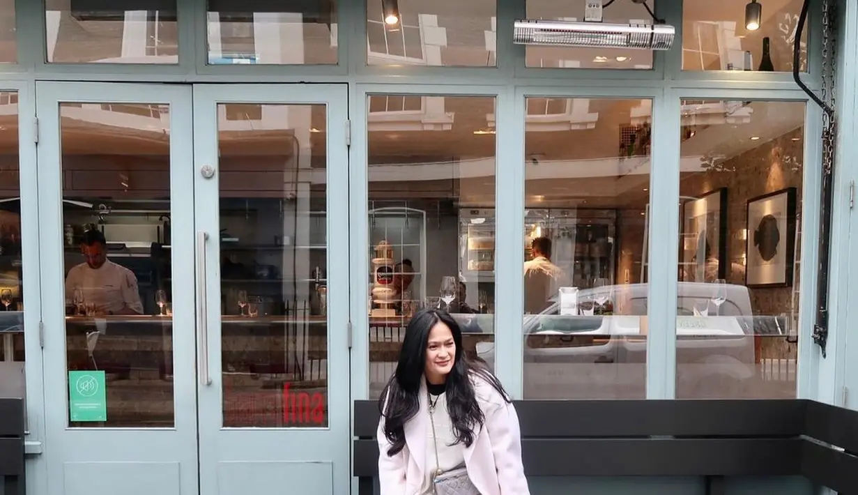 Bagaimana menurutmu? bikin anak muda minder kan? [instagram/donnharun]