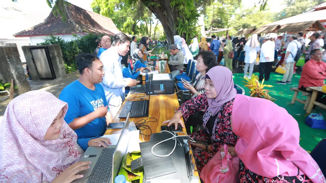 Ribuan Pelaku UMKM Banyuwangi lakukan pendaftaran pengajuan sertifikasi halal (Istimewa)