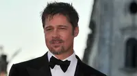 Brad Pitt Habiskan Rp 140 Juta untuk Kado Valentine