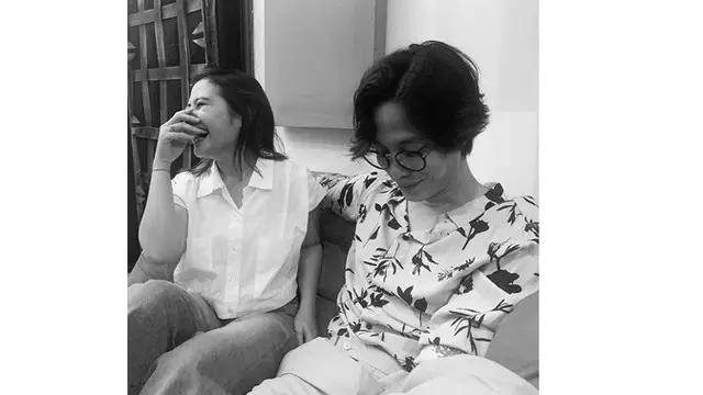 Unggahan Foto dengan Prilly Latuconsina Jadi Sorotan, Ini 8 Gaya Kasual Dikta