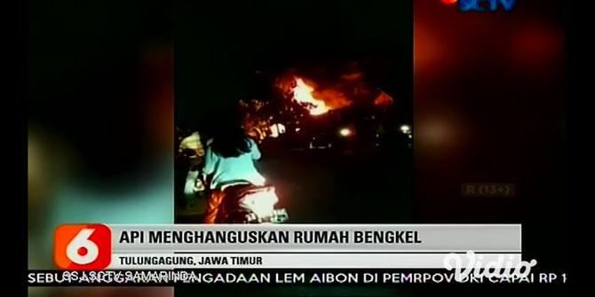 VIDEO: Kebakaran Hanguskan Rumah dan Bengkel di Tulungagung