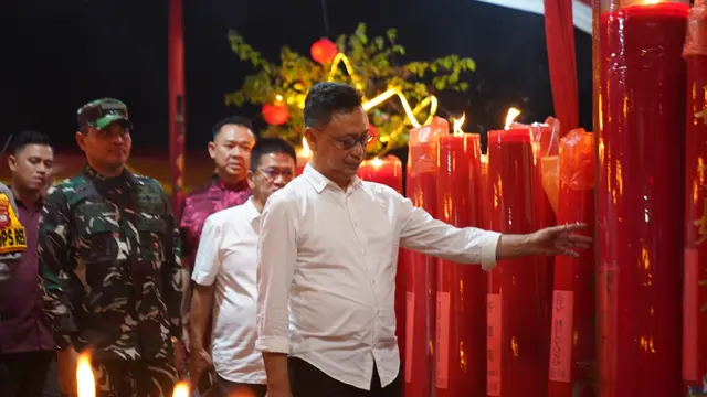 Pawai Obor Ramadan 1447 Hijriah dan perayaan Imlek 2026 hadir serentak di Kota Pontianak Kalimantan Barat.