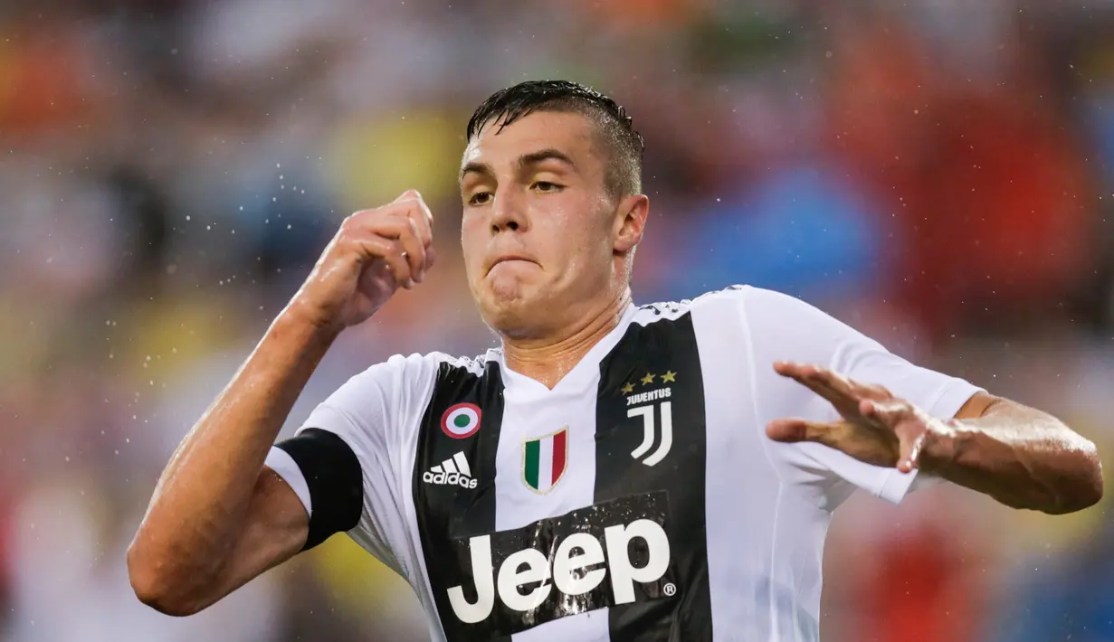 Ekspresi pemain anyar Juventus, Andrea Favilli usai mencetak gol ke gawang Bayern Munchen dalam International Champions Cup (ICC) 2018 di Lincoln Financial Field, Philadelphia, Amerika Seikat, Rabu (25/7). (Eduardo Munoz Alvarez/AFP)