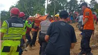 Detik-detik tambang emas di Bolmong runtuh. (Liputan6.com/Yoseph Ikanubun)