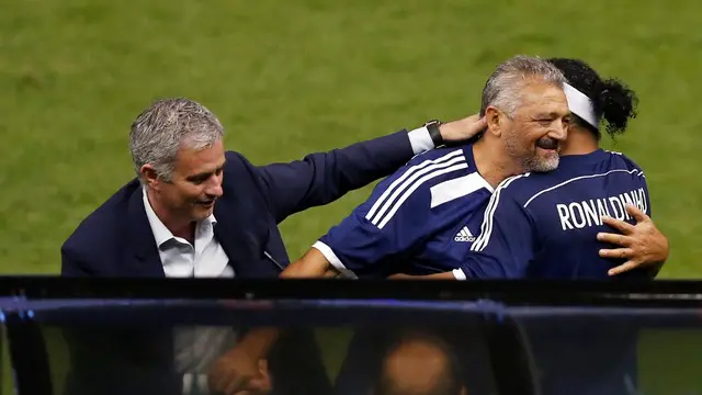 Jose Mourinho yang sedang ramai diperbincangkan karena namanya disebut oleh Menpora R.I Imam Nahrawi, berada di Meksiko dan ikut meramaikan laga persahabatan FIFA All-Star di Meksiko.