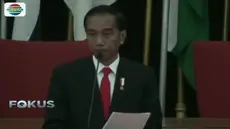 Presiden Jokowi menghadiri peringatan Hari Ulang Tahun ke-51 Angkatan Muda Siliwangi (AMS) di Gedung Merdeka, Bandung, Jawa Barat.