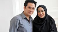 Tengku Firmansyah & Cindy Fatika 