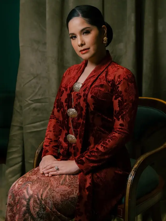Annisa Pohan.