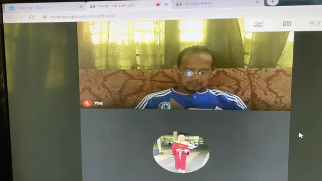 Sampai Ditelpon Satu Per Satu, Kisah Guru di Kelas Online Tak Dihadiri Murid Ini Bikin Haru