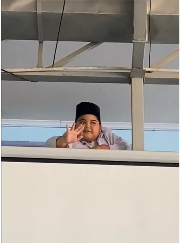 6 Potret Bocah Mirip Karakter Russell di Film Up, Jadi Siswa SMP yang Aktif