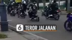 Terekam kamera netizen, rombongan pengendara motor meresahkan pengguna jalan.