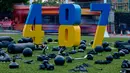Ini menjadi representasi terkecil yang pernah ada dalam sejarah keikutsertaan Ukraina di ajang Olimpiade. (BENJAMIN CREMEL/AFP)
