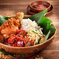 Begini jadinya ketika orang Korea menyicipi masakan khas Indonesia. :D