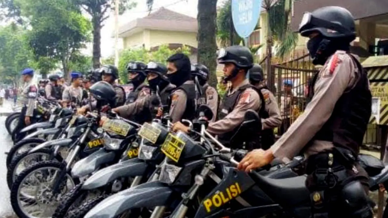 Personel polisi
