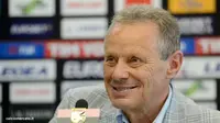 Zamparini, Presiden yang Gemar Bongkar-Pasang Pelatih