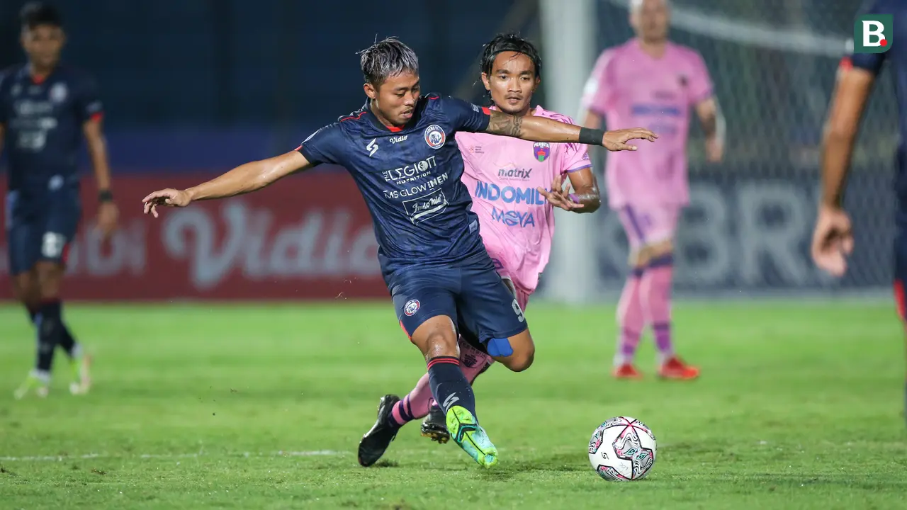 Foto: Gol Moh Edo di Menit Injury Time, Putuskan Rekor Kemenangan Beruntuk Arema FC di BRI Liga 1 2021 / 2022