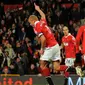 Pemain asal Portugal, Bebe (kiri), pernah bermain untuk Manchester United pada 2010-2014. (AFP PHOTO / Ben Stansall)