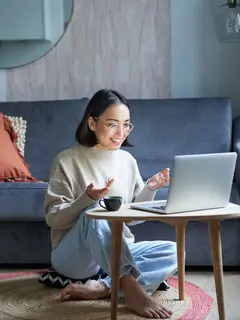 Bagi banyak orang, bekerja secara remote terdengar seperti mimpi. [Dok/freepik.com/benzoix]