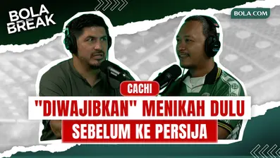 Mantan striker Persija Jakarta dan PSIS Semarang, Emanuel De Porras, hadir dalam podcast Bola Break bersama Editor Bola.com, Gregah Nurikhsani. Dalam obrolan eksklusif ini, De Porras mengenang perjalanan kariernya di Indonesia, mulai dari kisah bergabung dengan Persija, duet bersama Bambang Pamungkas dan Gustavo Hernan Ortiz, hingga cerita di balik kepindahannya ke PSIS Semarang.

Tak hanya itu, De Porras juga membahas Marko Simic, Luciano Peralta, Aruna Football Academy, peluang Timnas Argentina tanpa Lionel Messi, serta menyampaikan pesan khusus untuk Jakmania dan Panser Biru.

Saksikan obrolan penuh nostalgia dan cerita-cerita menarik yang belum banyak diketahui publik dari salah satu striker asing yang pernah menjadi bagian sejarah sepak bola Indonesia.
