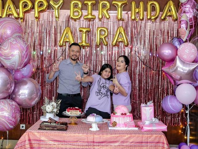 Perayaan Ultah Putri Ahy Dan Annisa Pohan Bernuansa Serba Pink Dan Ungu Lifestyle Liputan6 Com Karena beliau akan selalu menuntun dan menemanimu melangkah ke jalan baru di tahun yang simak beberapa ucapan selamat ulang tahun untuk pacar berikut ini. perayaan ultah putri ahy dan annisa
