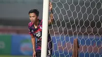 Pemain RANS Nusantara FC, Edo Febriansyah dalam laga pekan ke-2 BRI Liga 1 2022/2023 antara RANS Nusantara FC melawan PSS Sleman di Stadion Pakansari, Bogor, Jumat (29/7/2022) malam WIB. (Bola.com/M Iqbal Ichsan)