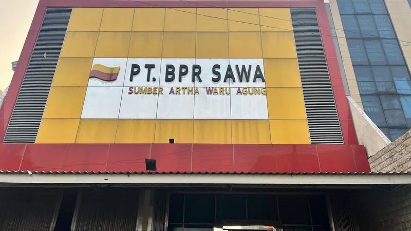 PT BPR Sumber Artha Waru Ageng, yang beralamat di JL Raya Wadung Asri Nomor 70A, Kel. Wadungsari, Kec. Waru, Kab. Sidoarjo. (Dok OJK)