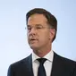 PM Belanda Mark Rutte meminta maaf atas nama pemerintahnya soal peran historis Belanda dalam perbudakan dan perdagangan budak di Gedung Arsip Nasional di Den Haag, Senin, 19 Desember 2022. (Foto AP/Peter Dejong)