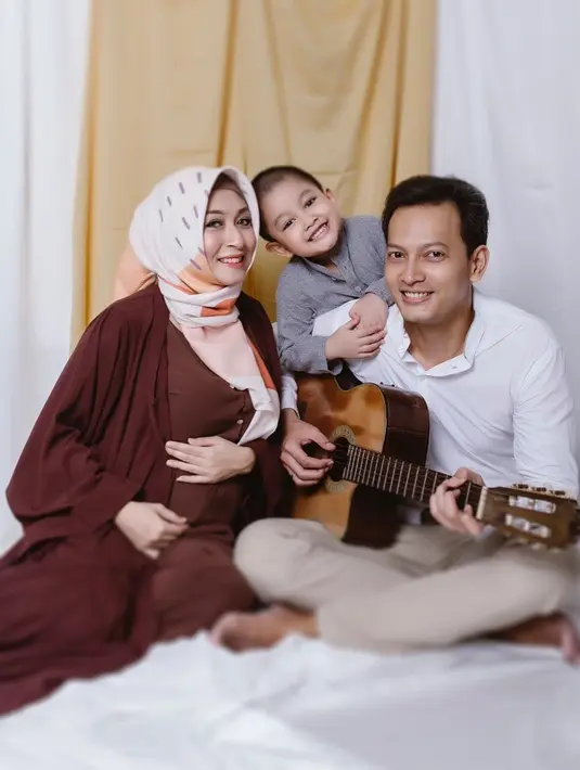 Fedi Nuril dan Vanny Widyasasti (Instagram/calystavannyws)