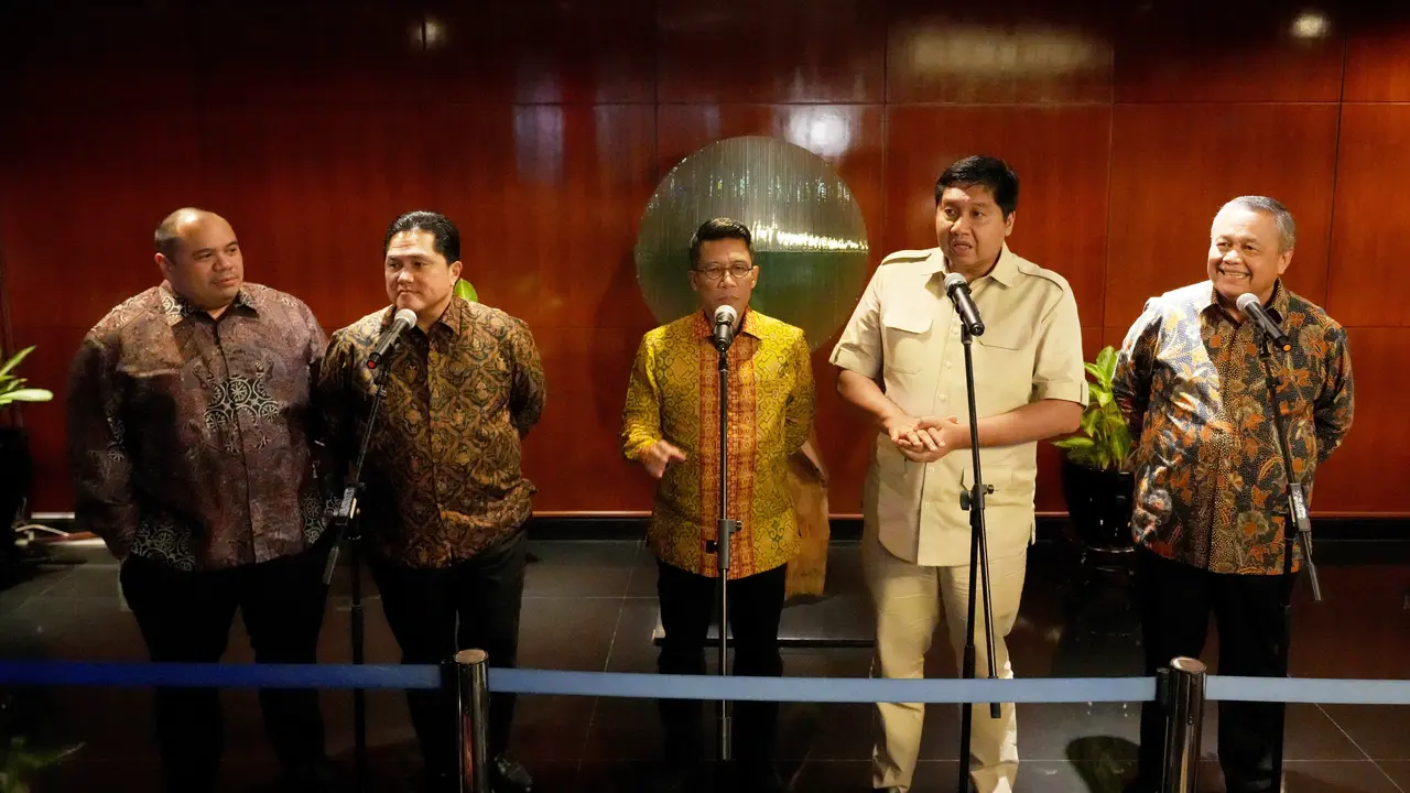 Konferensi pers Gubernur BI Perry Warjiyo, Menteri PKP Maruarar Sirait, Menteri BUMN Erick Thohir, Ketua Komisi XI DPR RI Misbakhun, dan Pandu Sjahrir, Selasa (11/2/2025). (Foto: Bank Indonesia)