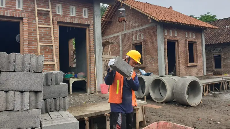 Kementerian PUPR tengah melakukan pembangunan Sarana Hunian Pariwisata (Sarhunta) di Kawasan Starategis Pariwisata Nasional (KSPN) Borobudur, Jawa Tengah. (Foto:Kementerian PUPR)