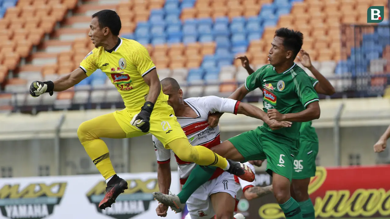 FOTO: PSS Sleman sementara Unggul 1-0 atas Madura United dalam Laga Grup C Piala Menpora 2021