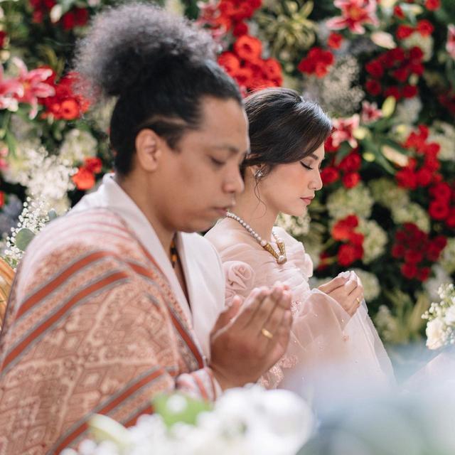 Indah Permatasari Dikabarkan Hamil Arie Kriting Beri Klarifikasi Showbiz Liputan6 Com