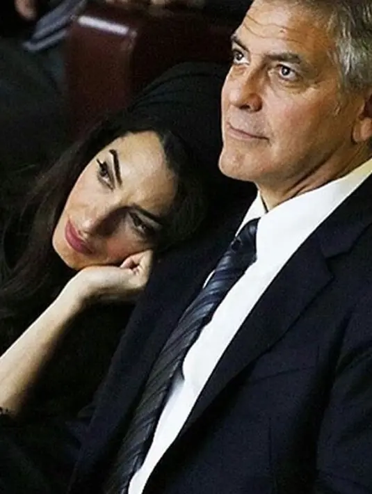 “Fotografer, agensi, dan majalah ini akan dituntut sepenuhnya ke hadapan hukum. Ini juga untuk kepentingan dan keselamatan anak kami,” ujar George Clooney. (Instagram/amalclooney)