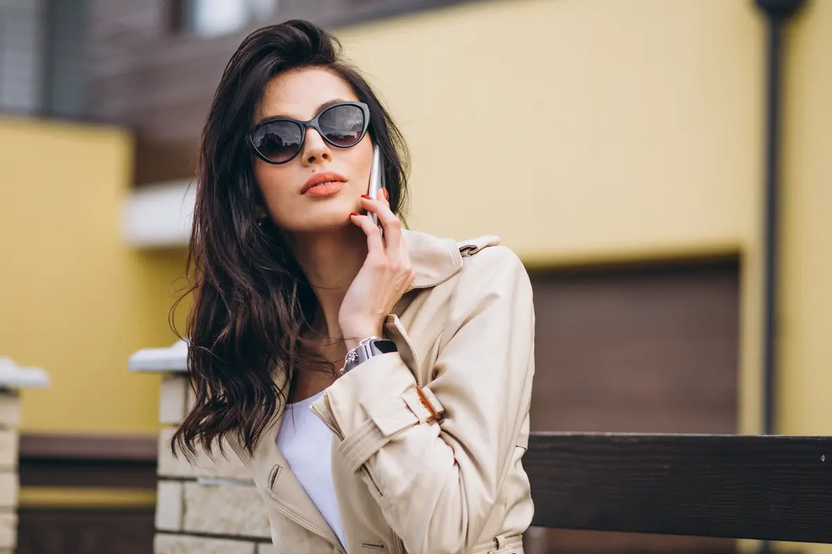 wanita juli banyak gaya