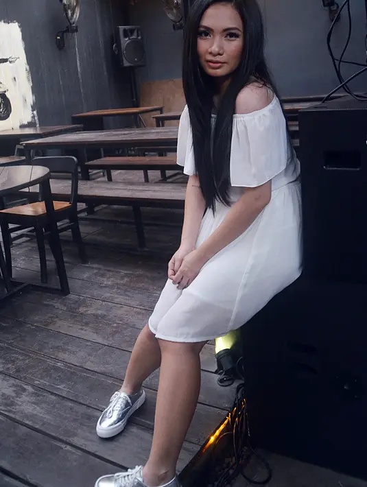 "Album ini udah jadi dua tahun lalu . Kita kasih nama #Like kita cari satu kata yang kita suka dan kita pengiat sosial media ada kata yang mewakili di sosmed yaitu like dan dislike, akhirnya kita pilih like," tandas Ronny. (Deki Prayoga/Bintang.com)