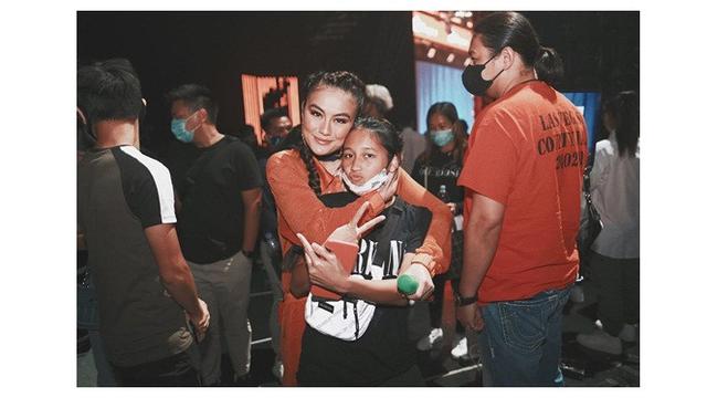Jarang Tersorot, Ini 7 Potret Kebersamaan Agnez Mo dan Chloe Xaviera
