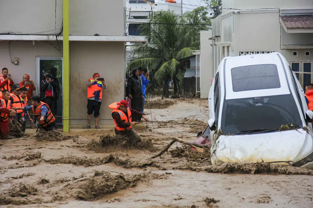 Banjir Padang, Puluhan Ribu Warga Terdampak