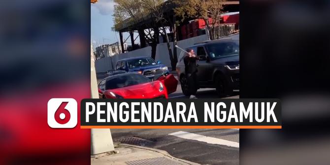 VIDEO: Lamborghini Dilempar Kertas, Pengemudi Ngamuk di Jalan Raya