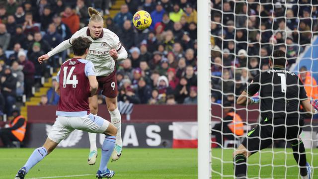 Foto: Jarang Terjadi, Ini Potret Pemain Manchester City Kesulitan Menembus Pertahanan Lawan